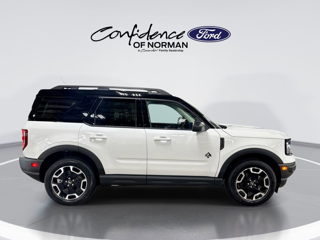 Used 2024 Ford Bronco Sport Outer Banks w/ Tech Package AWD/4WD image 10
