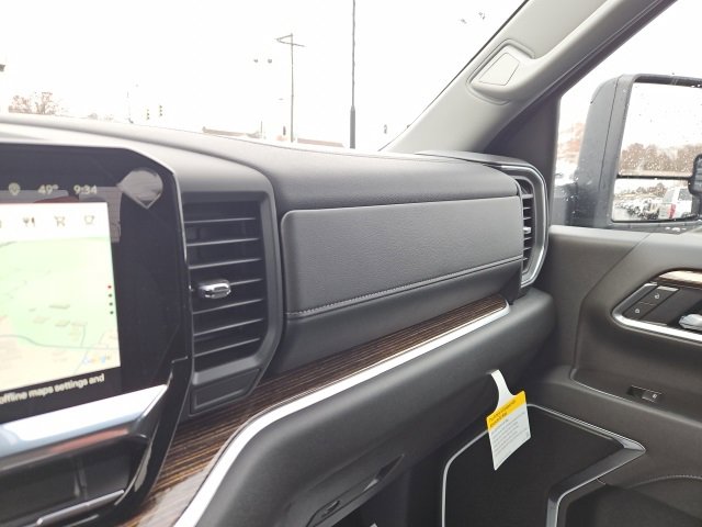 New 2026 GMC Sierra 2500 SLE w/ Preferred Package image 34