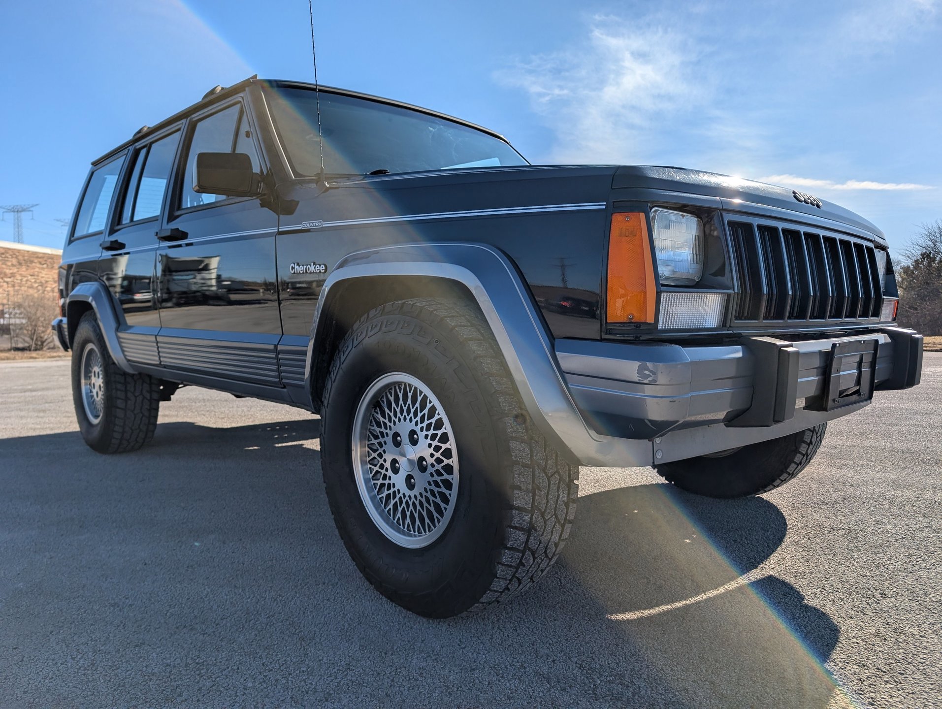 Used 1993 Jeep Cherokee Country image 24