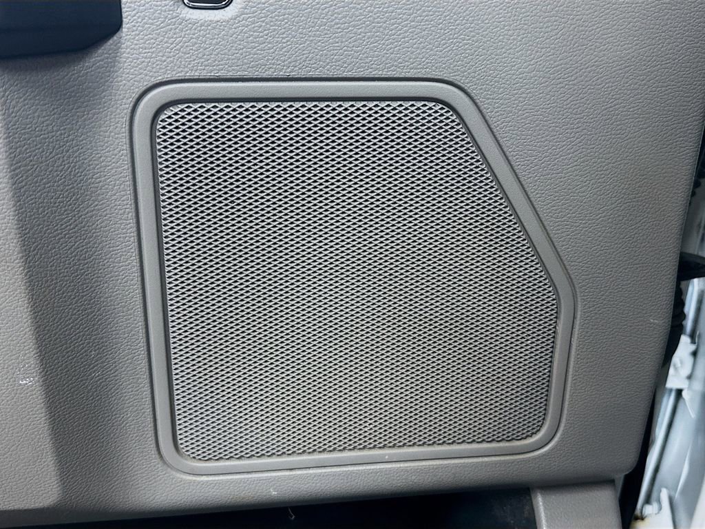 Used 2021 Ford F250 XL w/ Power Equipment Group image 18