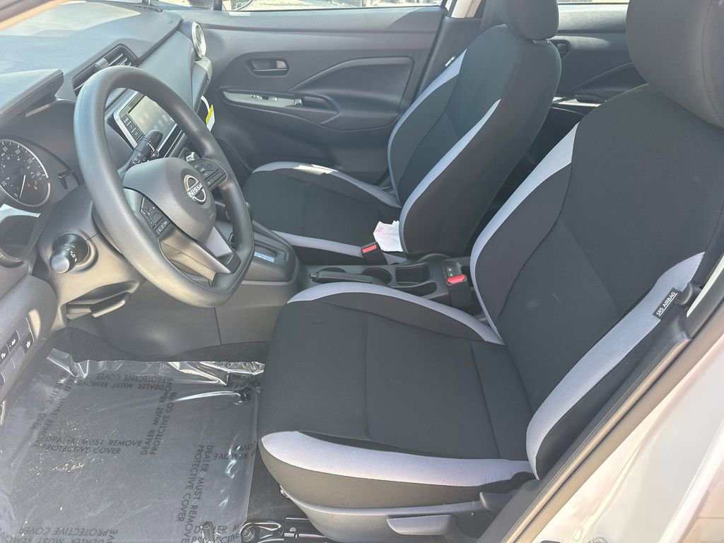 Used 2025 Nissan Versa S w/ Trunk Package FWD image 9