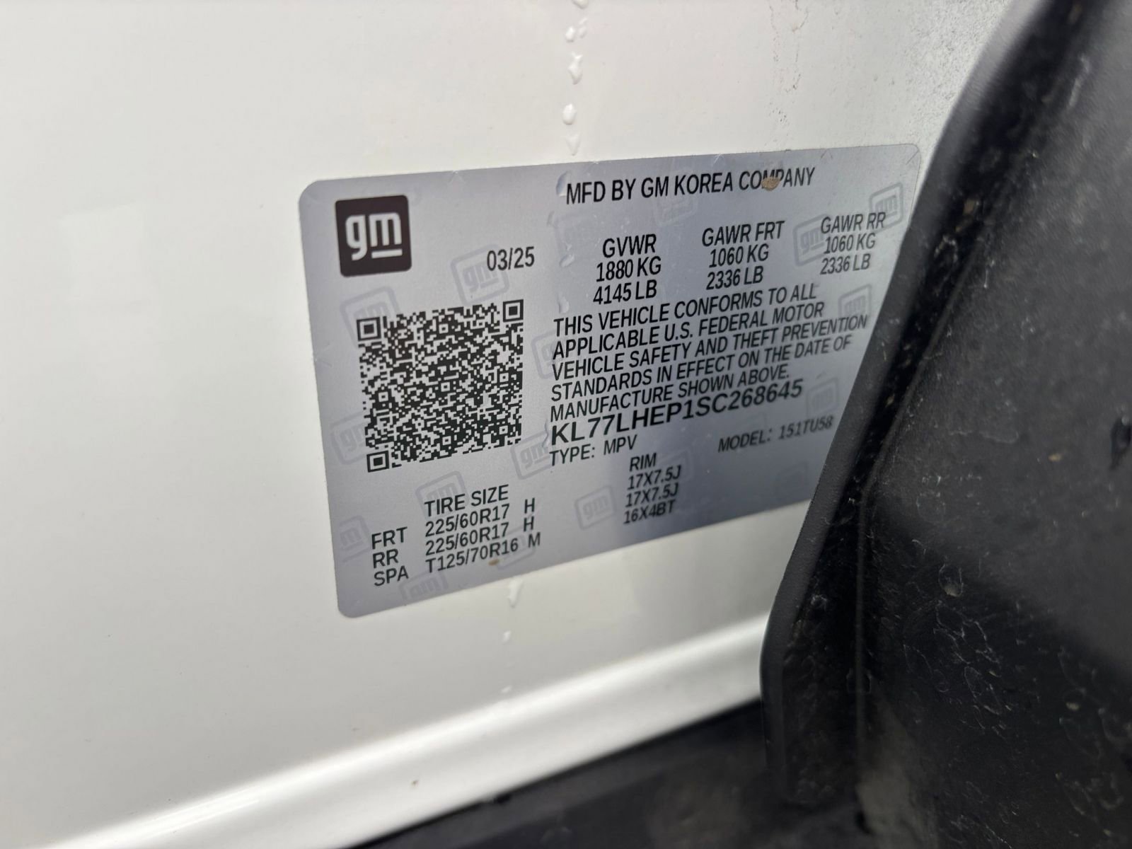 Used 2025 Chevrolet Trax LT w/ LT Convenience Package image 28