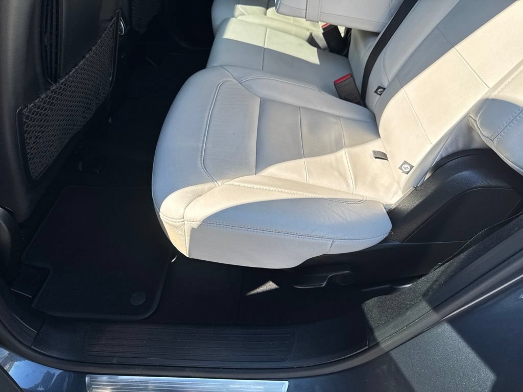 Used 2017 Mercedes-Benz GLS 450 4MATIC image 37