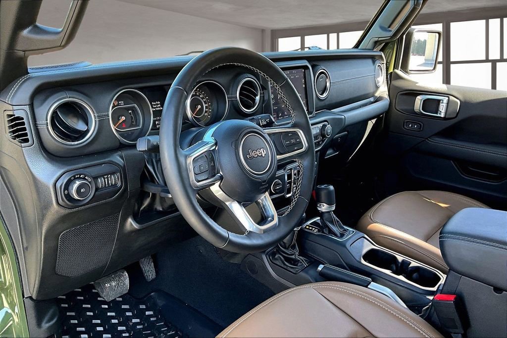 Used 2022 Jeep Wrangler Unlimited Sahara w/ LED Lighting Group image 17