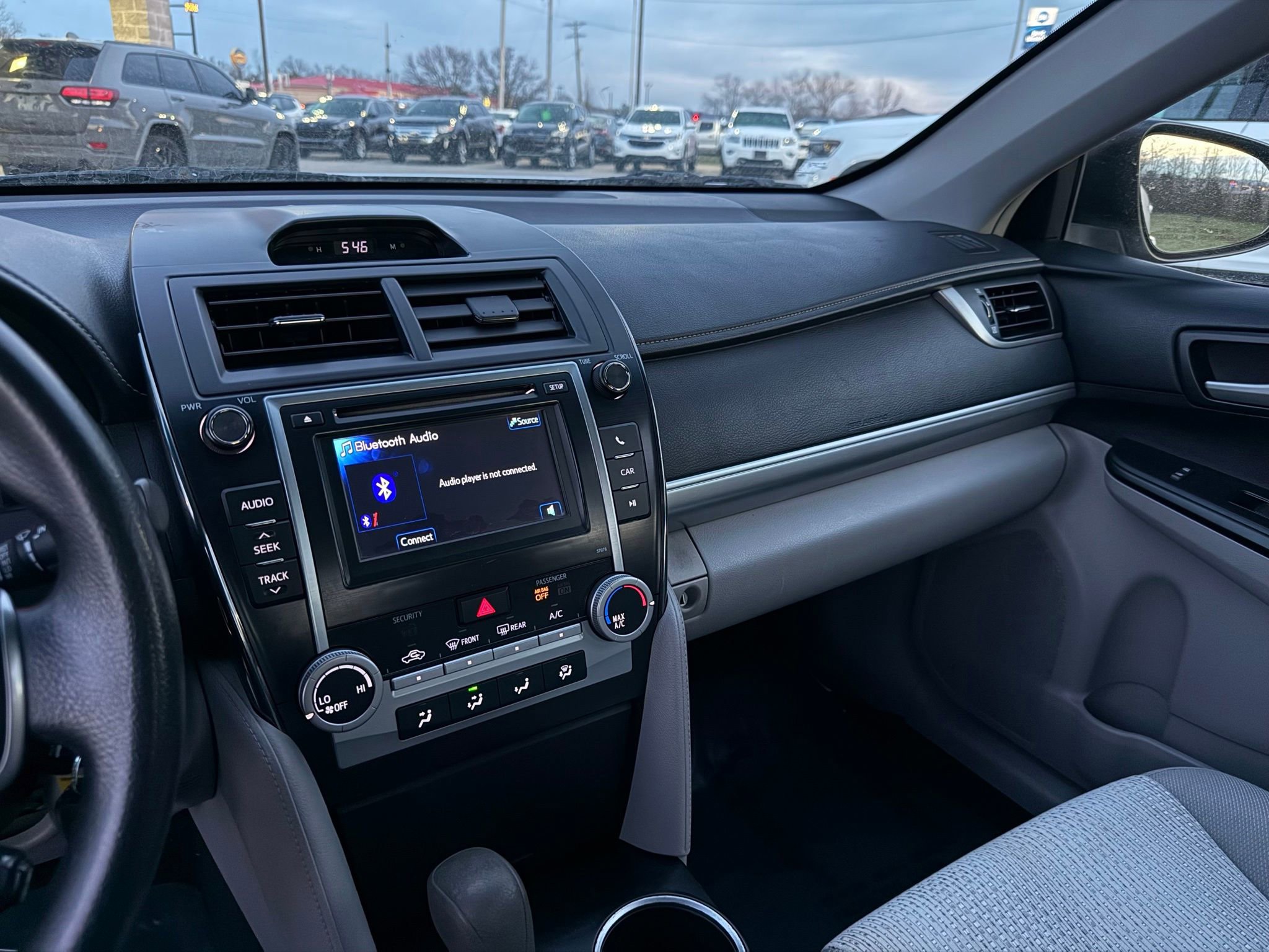 Used 2013 Toyota Camry image 31