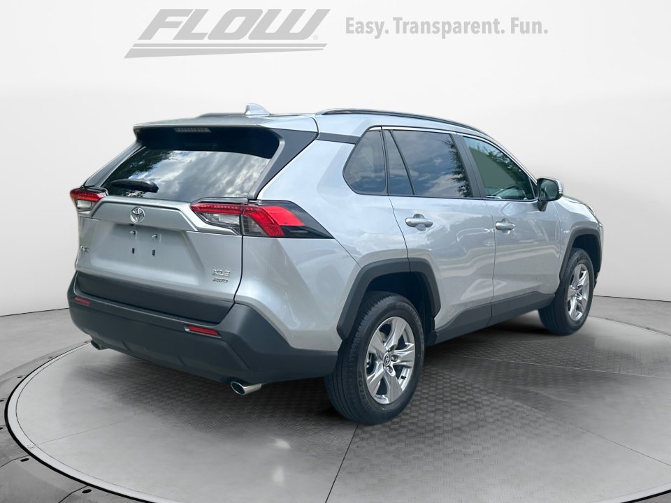Used 2025 Toyota RAV4 XLE w/ Convenience Package AWD/4WD image 9