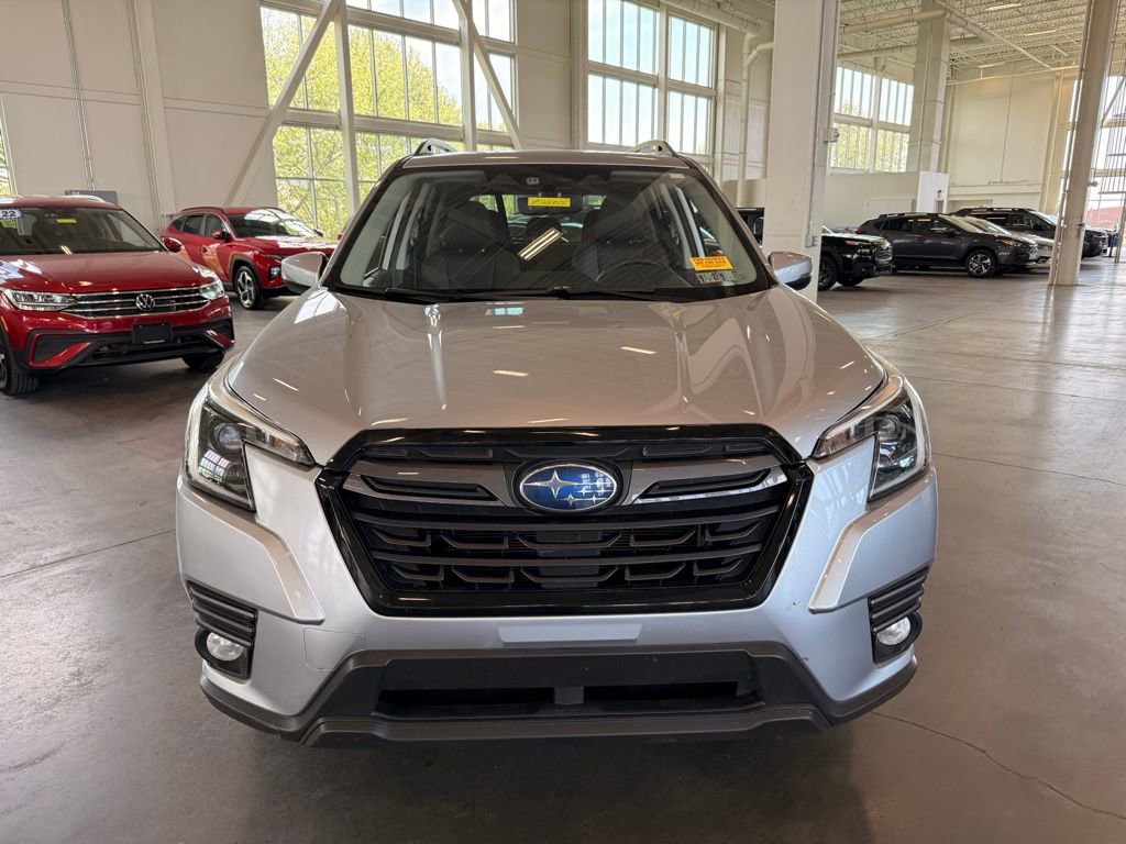 Certified 2022 Subaru Forester Limited w/ Popular Package #3 AWD/4WD image 8