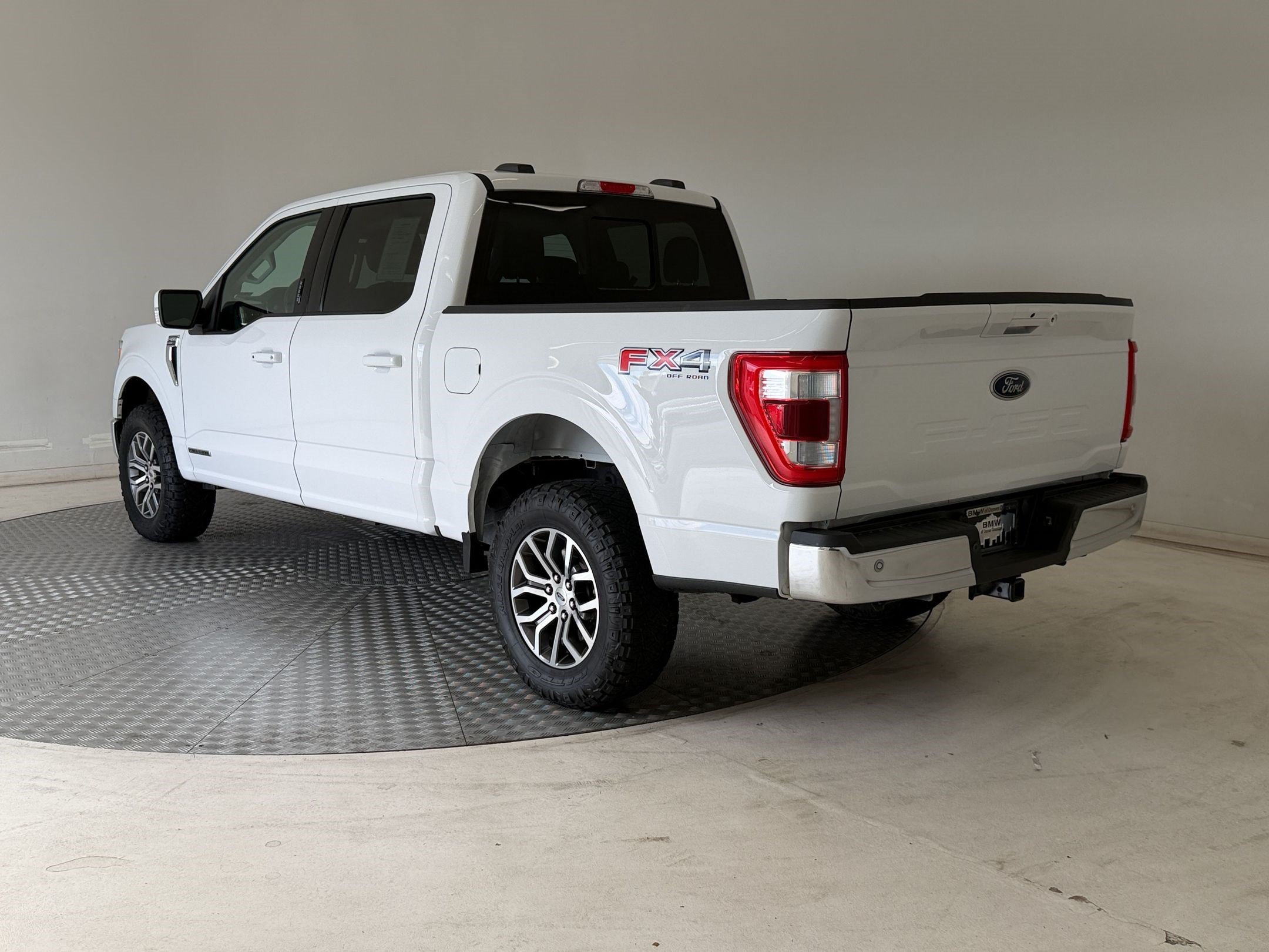 Used 2021 Ford F150 Lariat w/ Equipment Group 501A Mid AWD/4WD image 3
