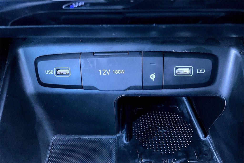 Used 2022 Hyundai Santa Cruz SEL Premium w/ Cargo Package image 17