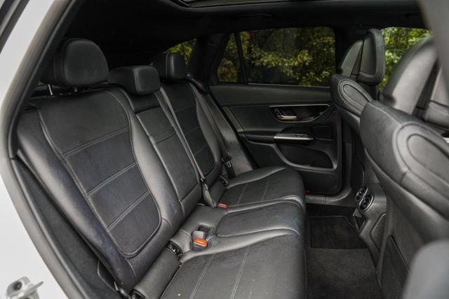 Used 2023 Mercedes-Benz GLC 300 image 40