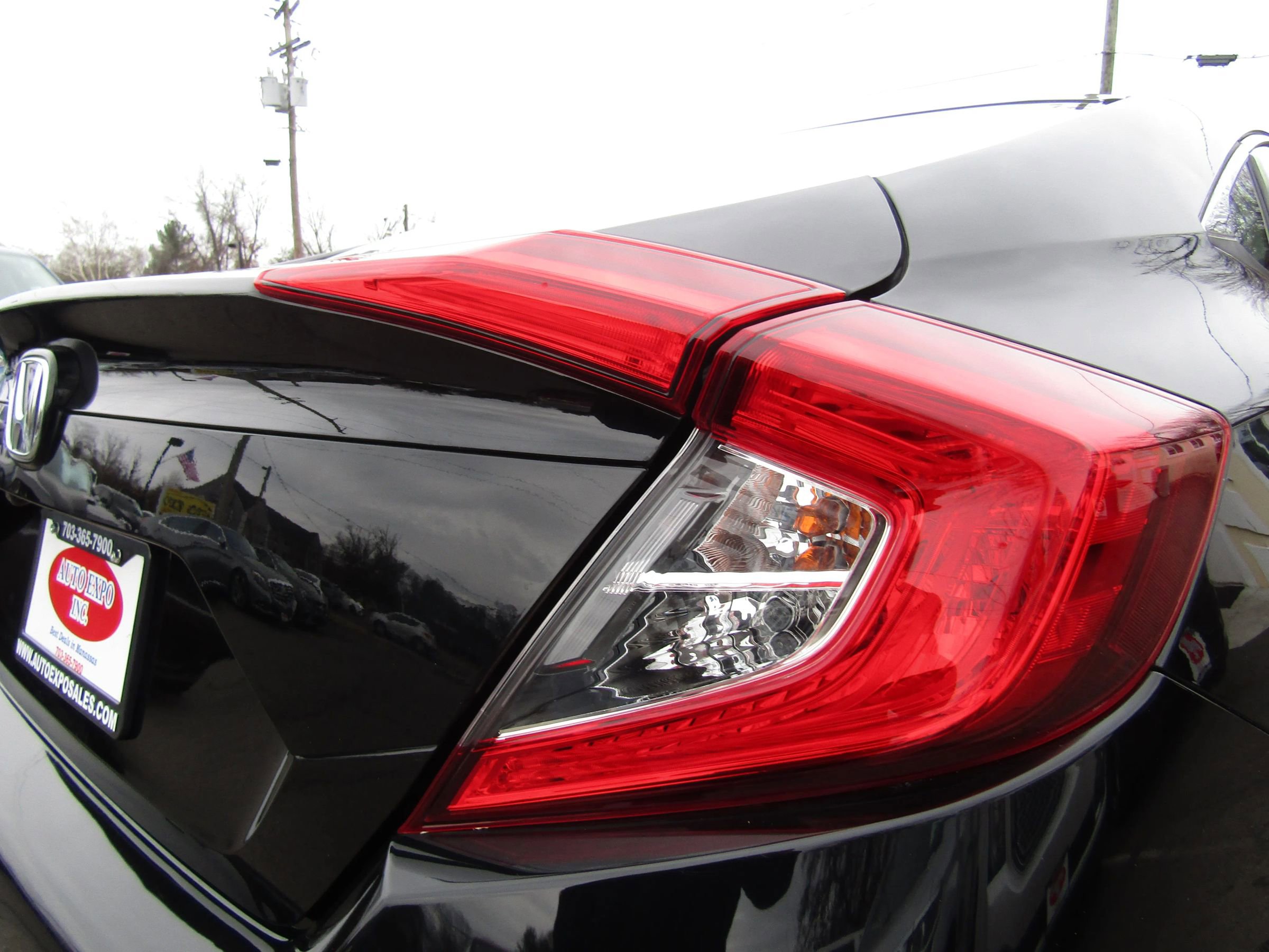 Used 2021 Honda Civic LX image 9