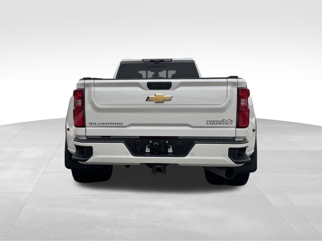 Used 2023 Chevrolet Silverado 3500 High Country image 5