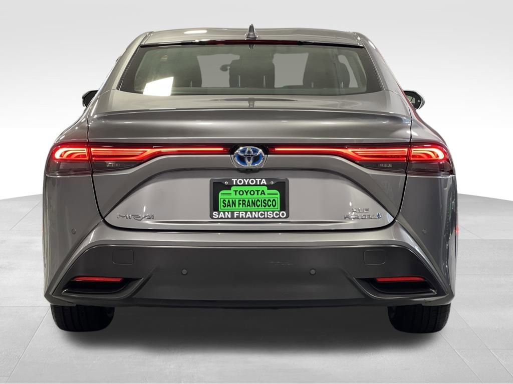 Certified 2022 Toyota Mirai XLE image 4