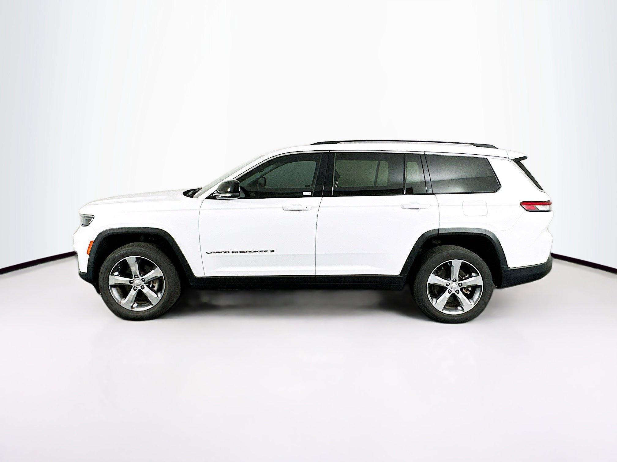 Used 2021 Jeep Grand Cherokee L Limited image 4
