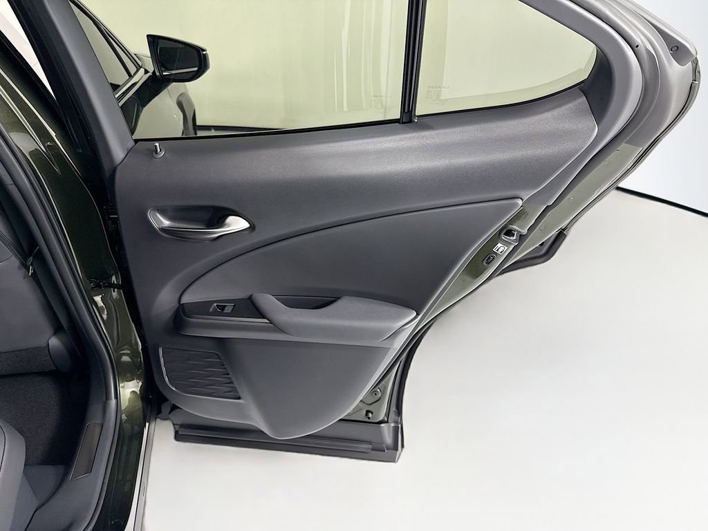 New 2026 Lexus UX 300h FWD image 28