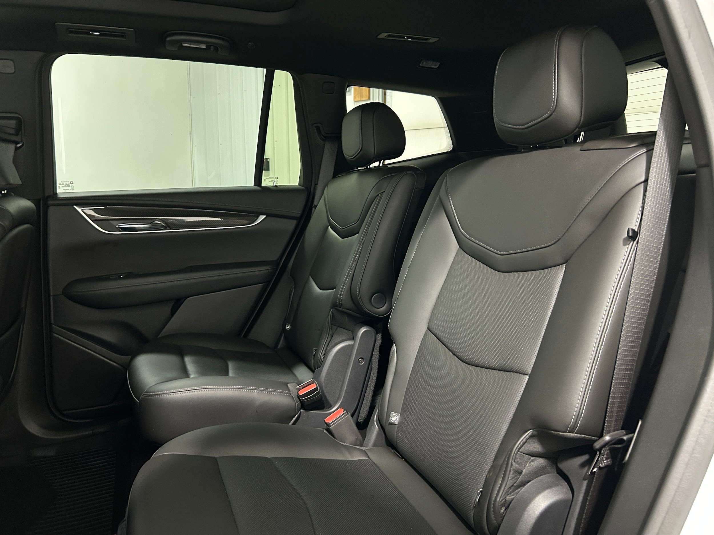 Used 2021 Cadillac XT6 Sport w/ LPO, Floor Liner Package AWD/4WD image 31