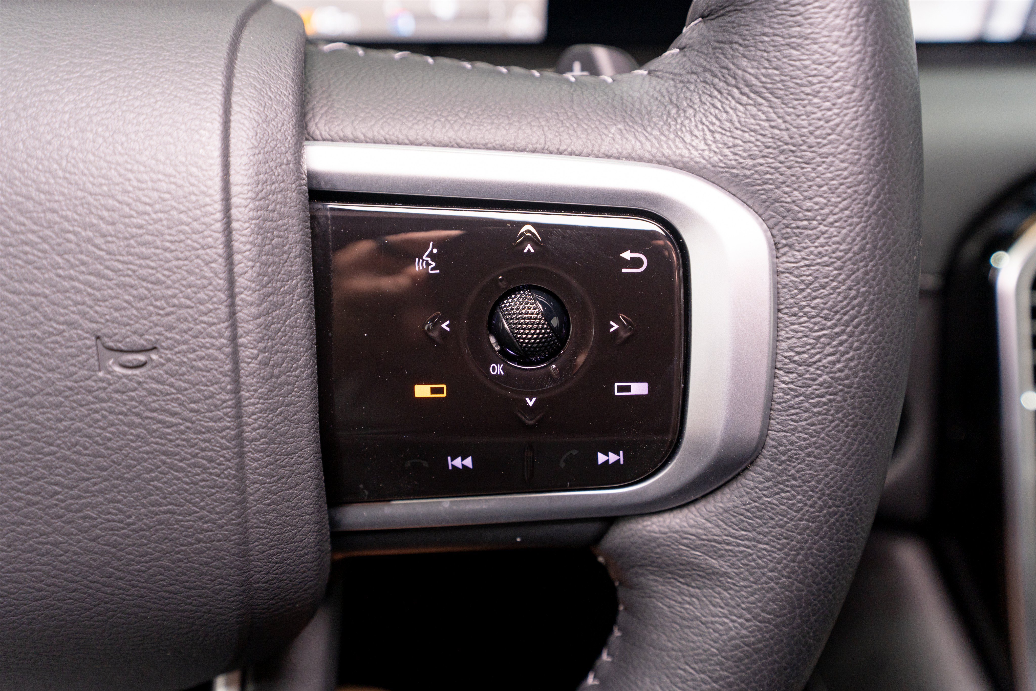 Used 2026 Nissan Armada SL RWD image 27