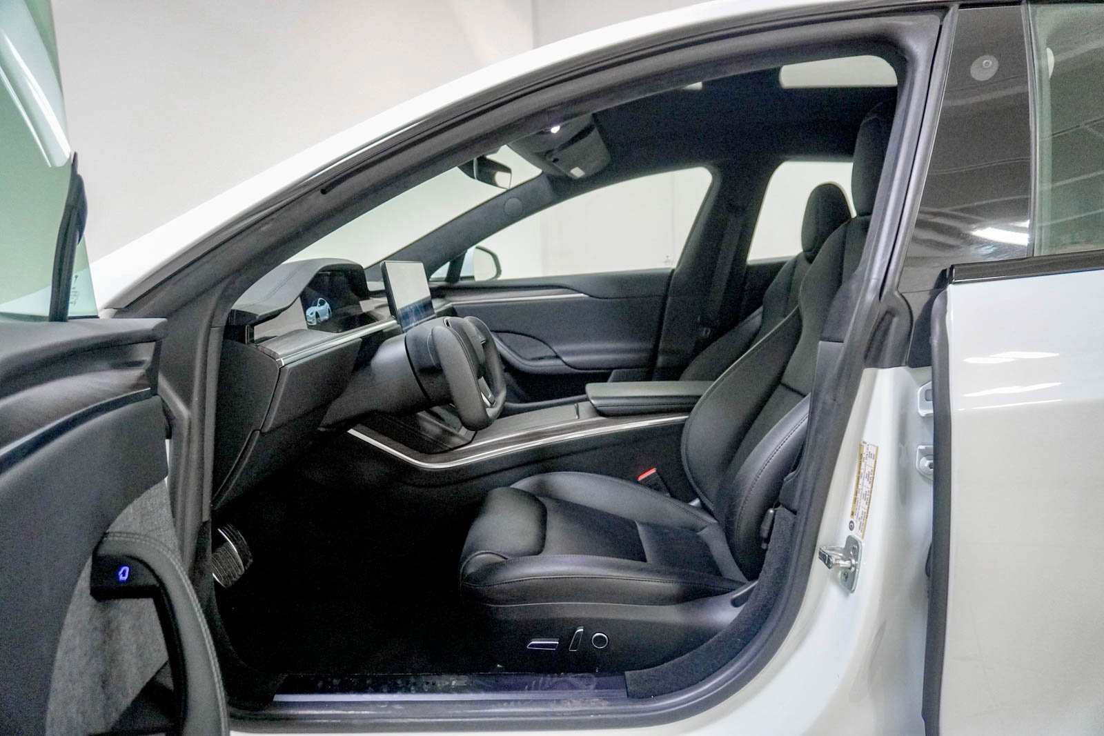 Used 2021 Tesla Model S Long Range image 17