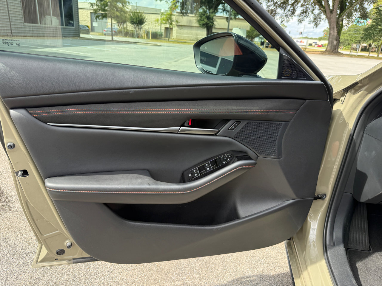 Used 2024 MAZDA MAZDA3 s image 14