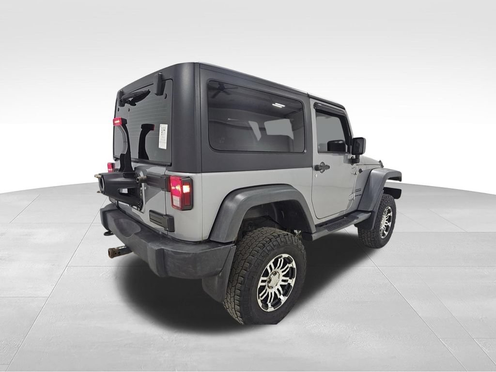 Used 2018 Jeep Wrangler Sport AWD/4WD image 7