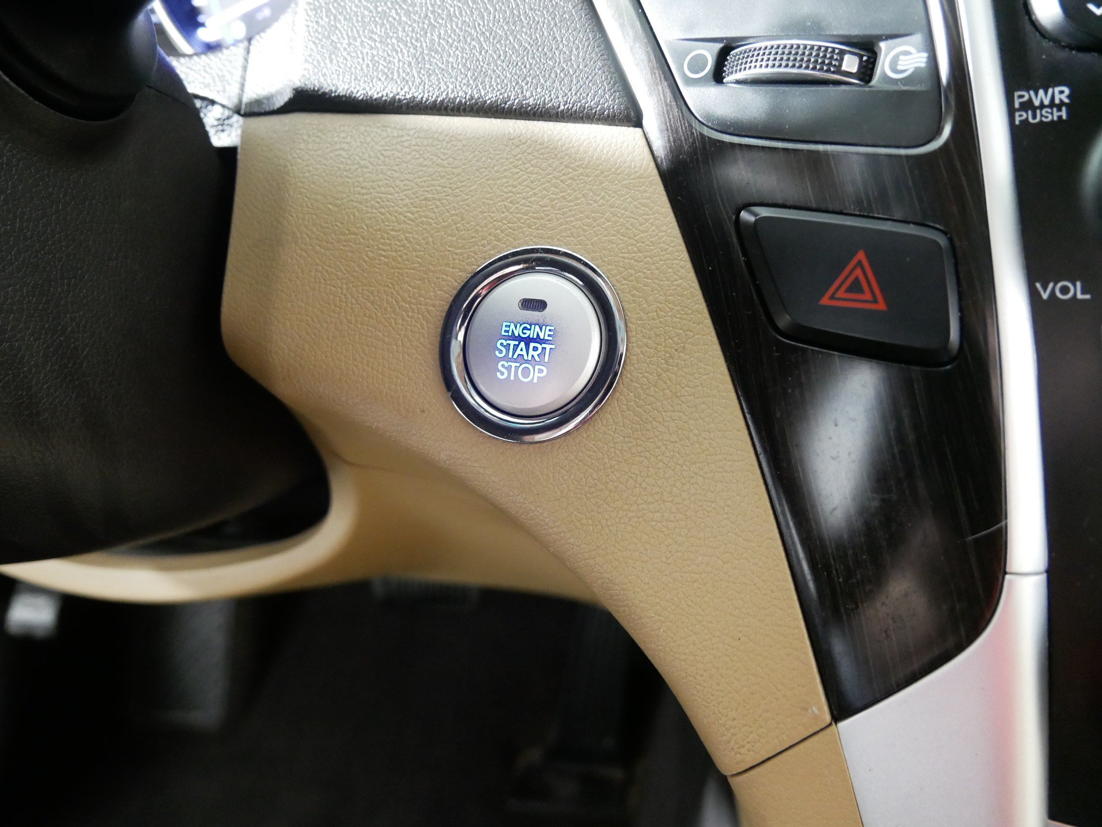 Used 2013 Hyundai Sonata Limited FWD image 31