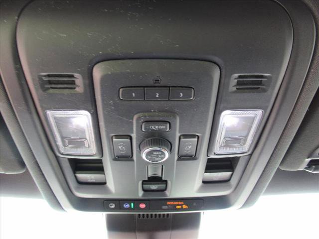 Certified 2024 Chevrolet Tahoe High Country w/ Advanced Technology Package AWD/4WD image 32