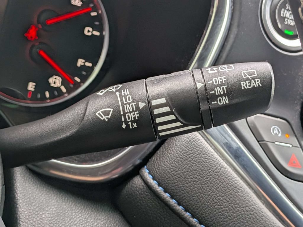 Used 2023 Chevrolet Blazer RS FWD image 32