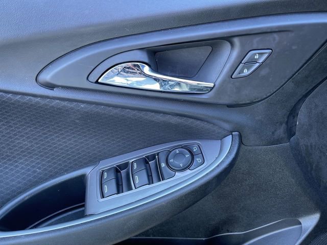 Used 2024 Chevrolet Malibu LT w/ Midnight Edition image 23