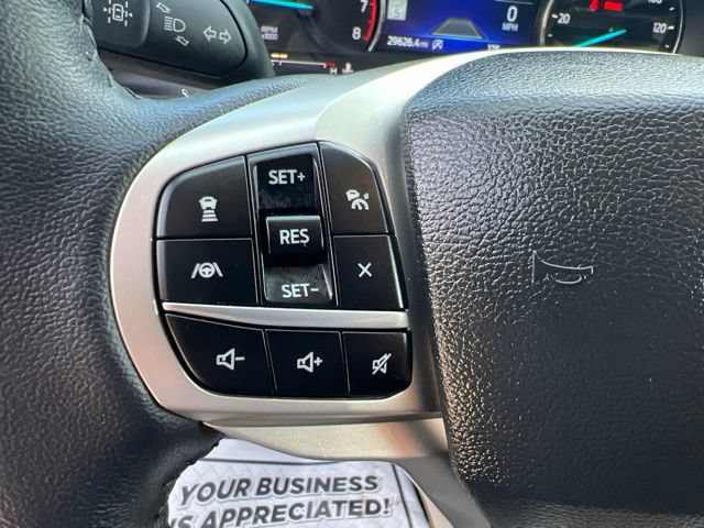 Used 2023 Ford Explorer Limited w/ Equipment Group 301A AWD/4WD image 29