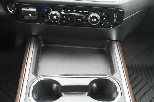 Used 2026 Chevrolet Silverado 2500 High Country w/ Technology Package AWD/4WD image 24