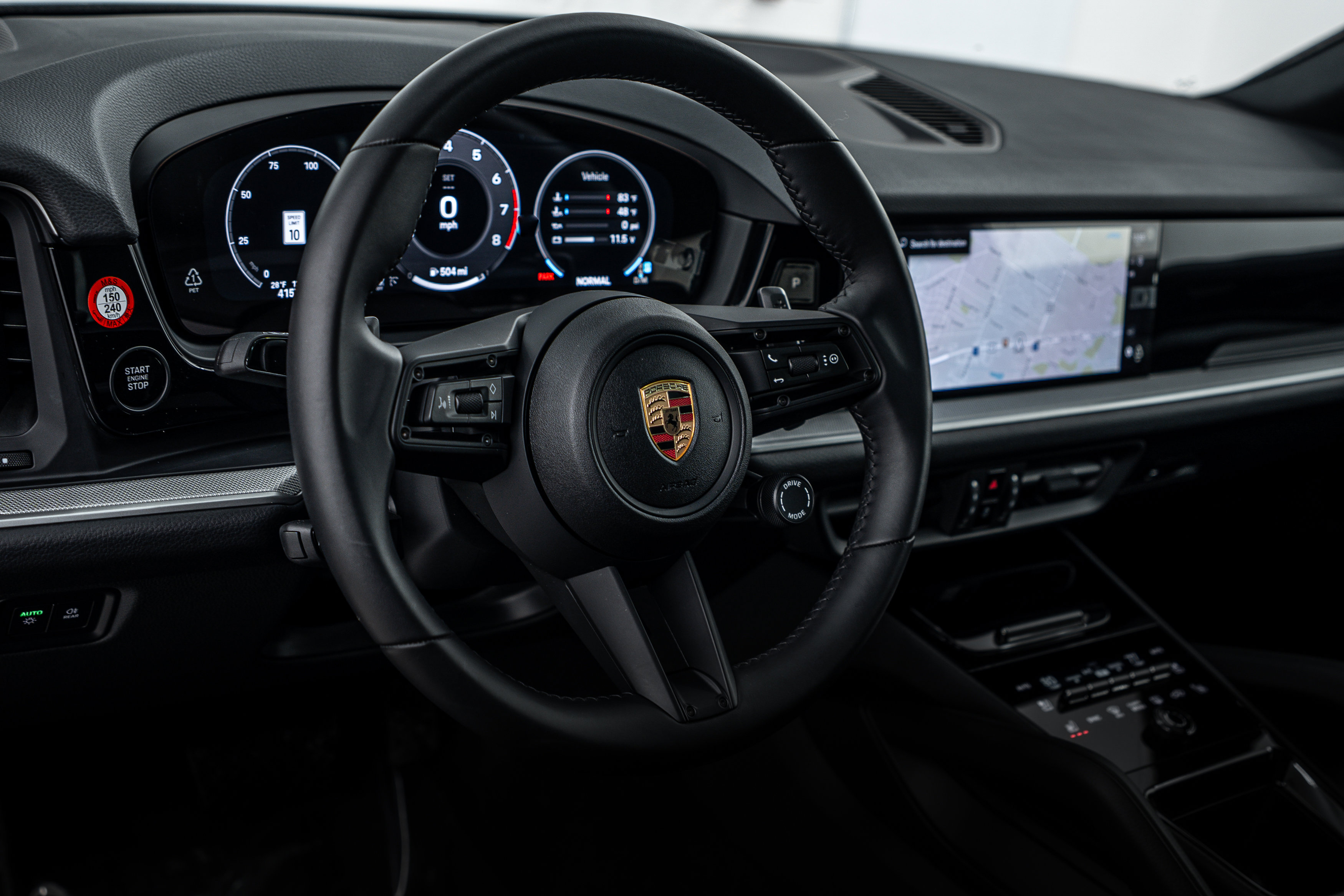 Certified 2025 Porsche Cayenne image 14