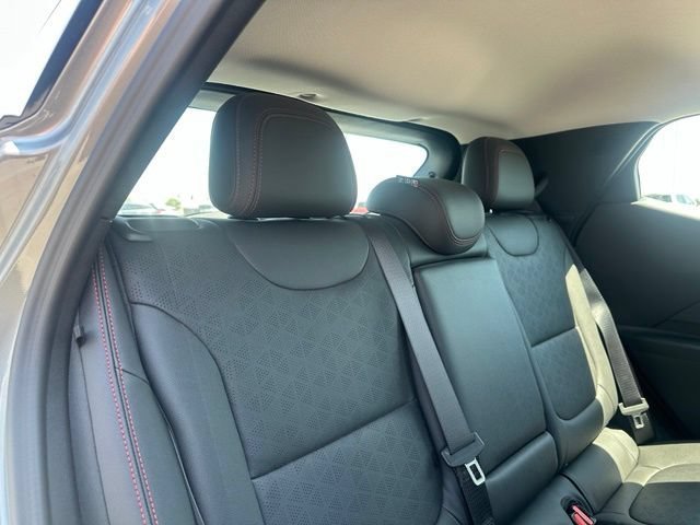 Certified 2027 Chevrolet Bolt RS w/ Technology Package FWD image 29