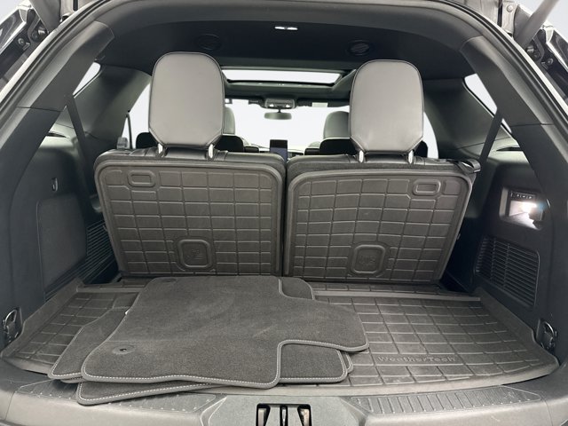 Used 2023 Ford Explorer ST w/ Equipment Group 401A AWD/4WD image 23