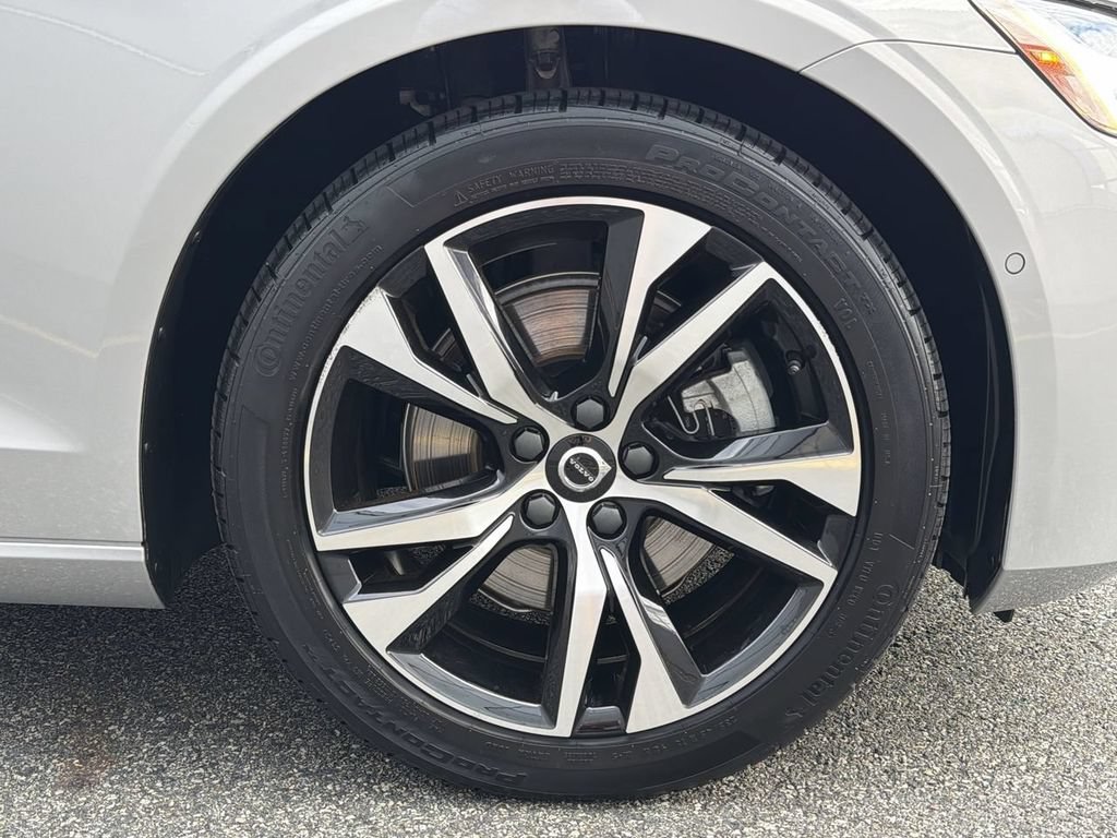 Certified 2024 Volvo S60 B5 Plus w/ Climate Package AWD/4WD image 13