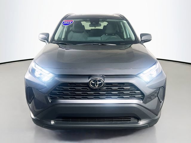 Used 2025 Toyota RAV4 XLE w/ Convenience Package FWD image 3