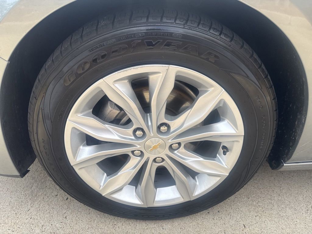 Used 2024 Chevrolet Malibu LT image 10