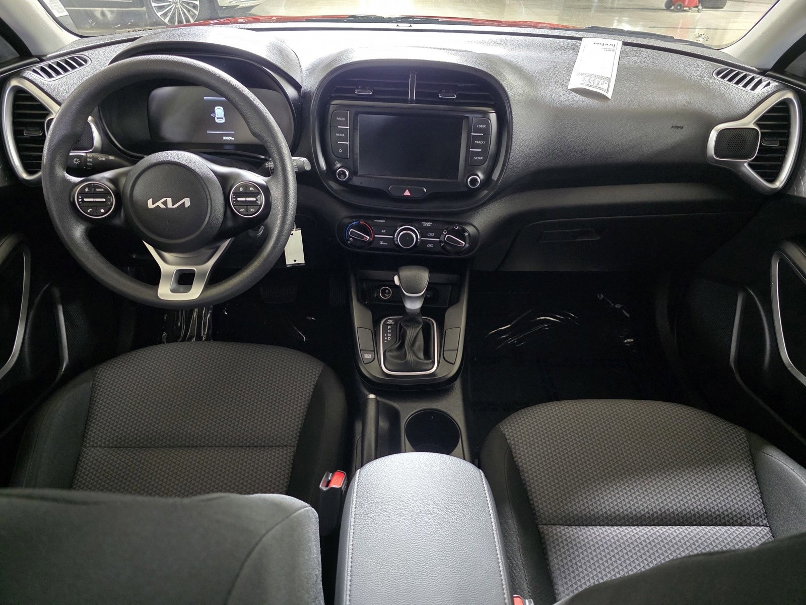 Used 2023 Kia Soul LX w/ Option Group 015 image 18