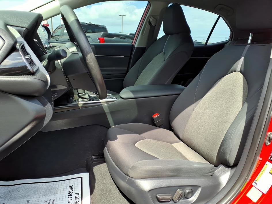Used 2024 Toyota Camry LE image 13
