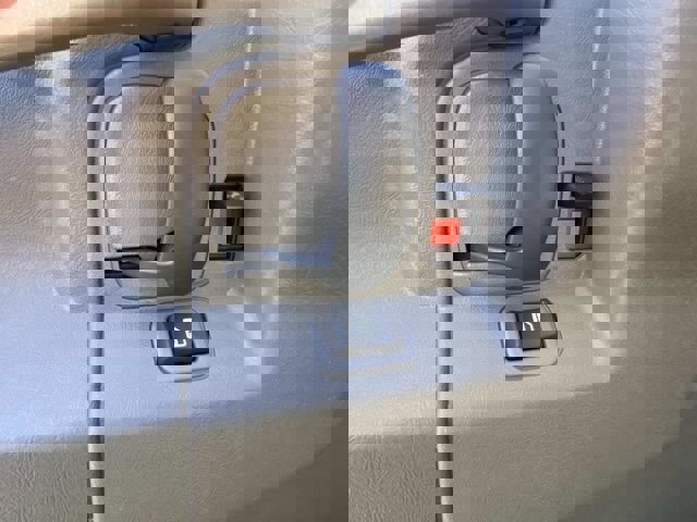 Used 2025 Chevrolet Express 3500 LT w/ LT Preferred Equipment Group image 19