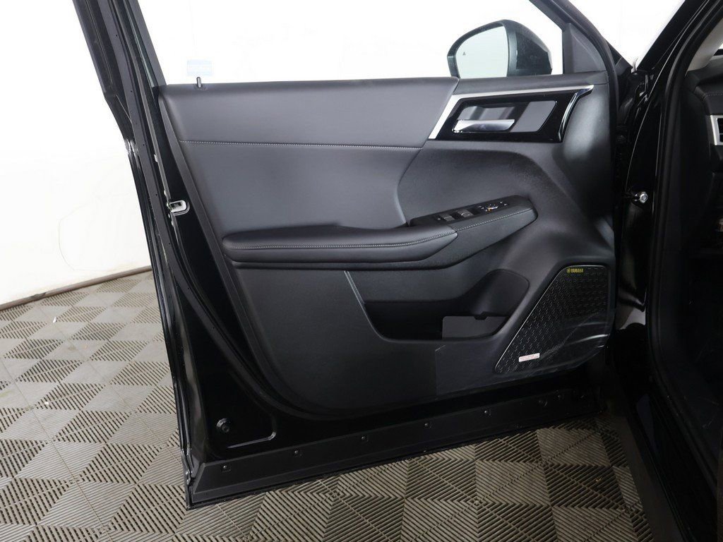 New 2026 Mitsubishi Outlander SE image 28