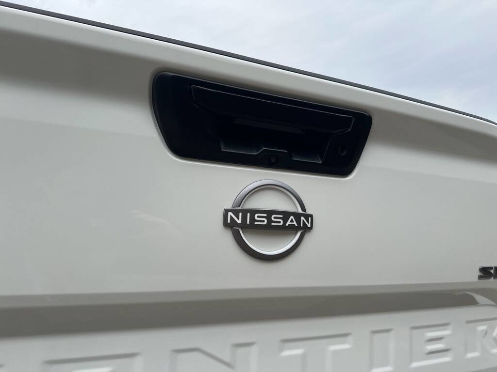 Used 2024 Nissan Frontier SL w/ Technology Package image 14