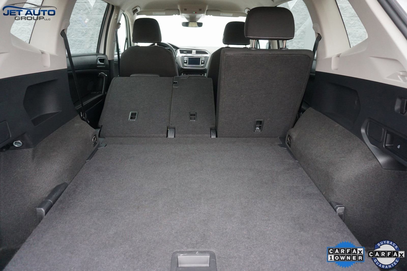 Used 2024 Volkswagen Tiguan S image 18