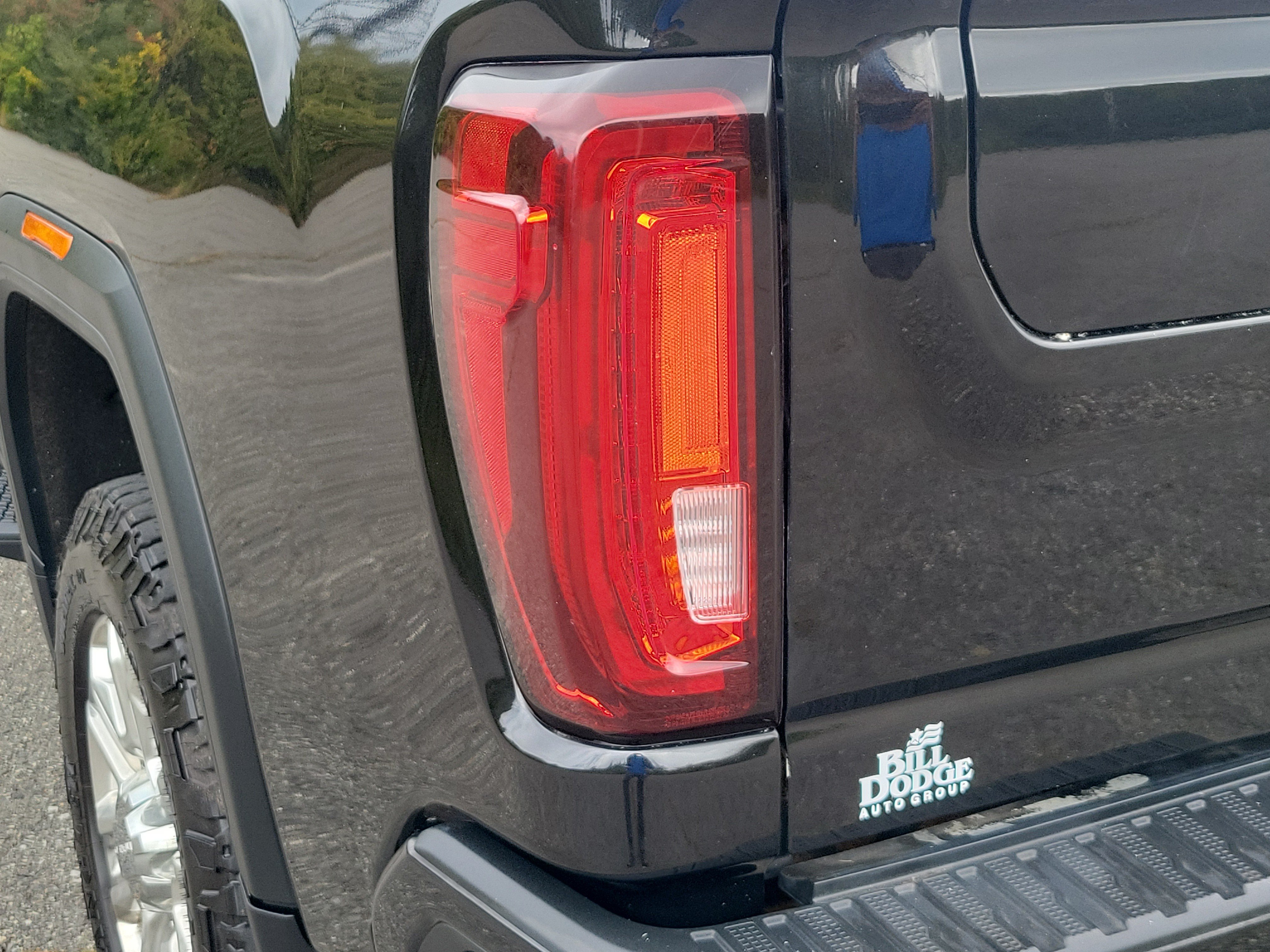 Used 2022 GMC Sierra 2500 Denali AWD/4WD image 11