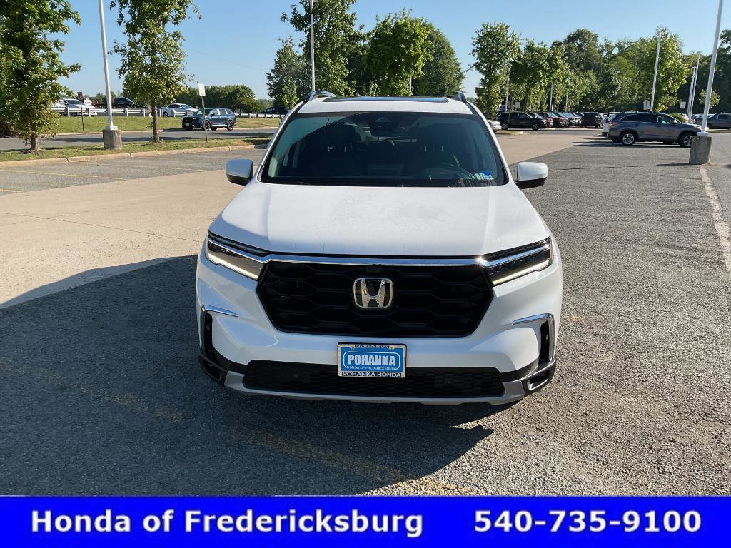 Used 2023 Honda Pilot Elite image 9