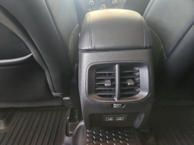Used 2021 Jeep Cherokee Latitude Plus AWD/4WD image 21