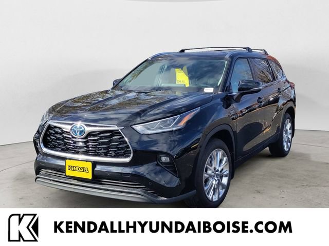 Used 2023 Toyota Highlander Limited