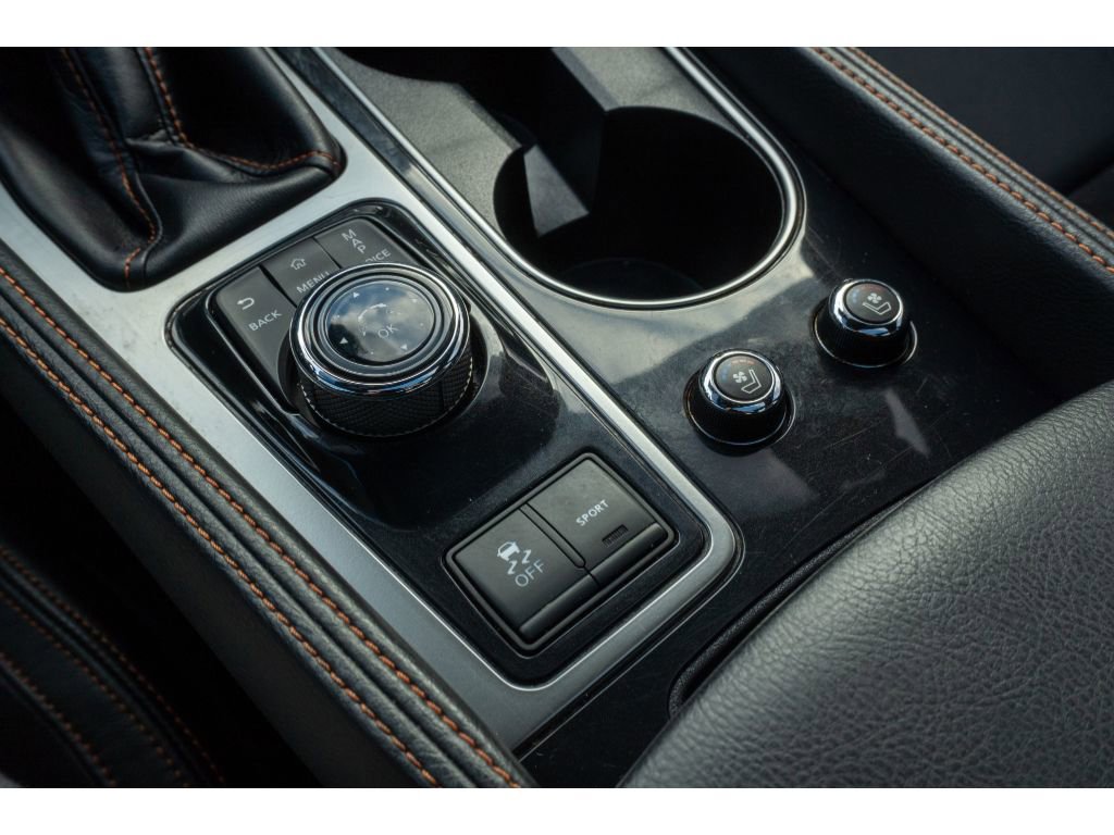 Used 2023 Nissan Maxima SR w/ Sport Mat Group image 25