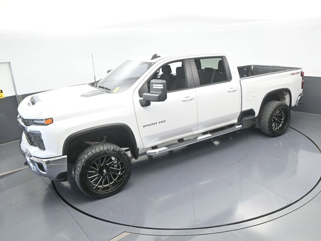 Used 2024 Chevrolet Silverado 2500 LT image 51