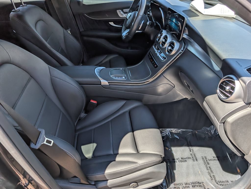 Certified 2022 Mercedes-Benz GLC 300 image 11