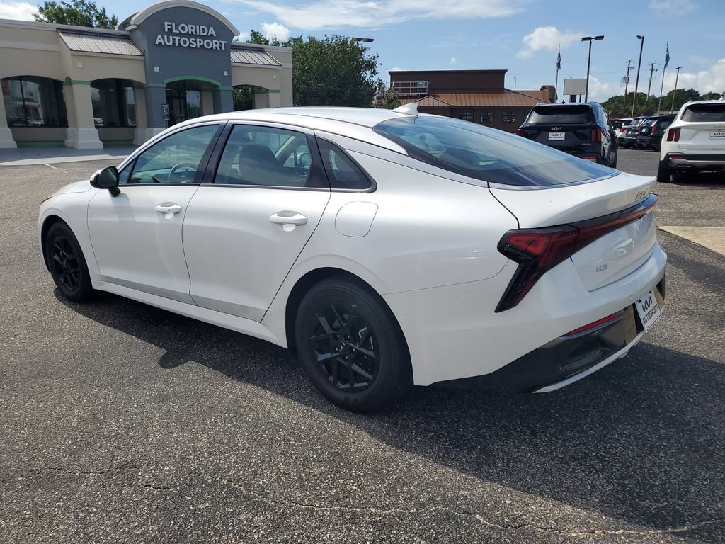 Used 2025 Kia K5 LXS FWD image 3